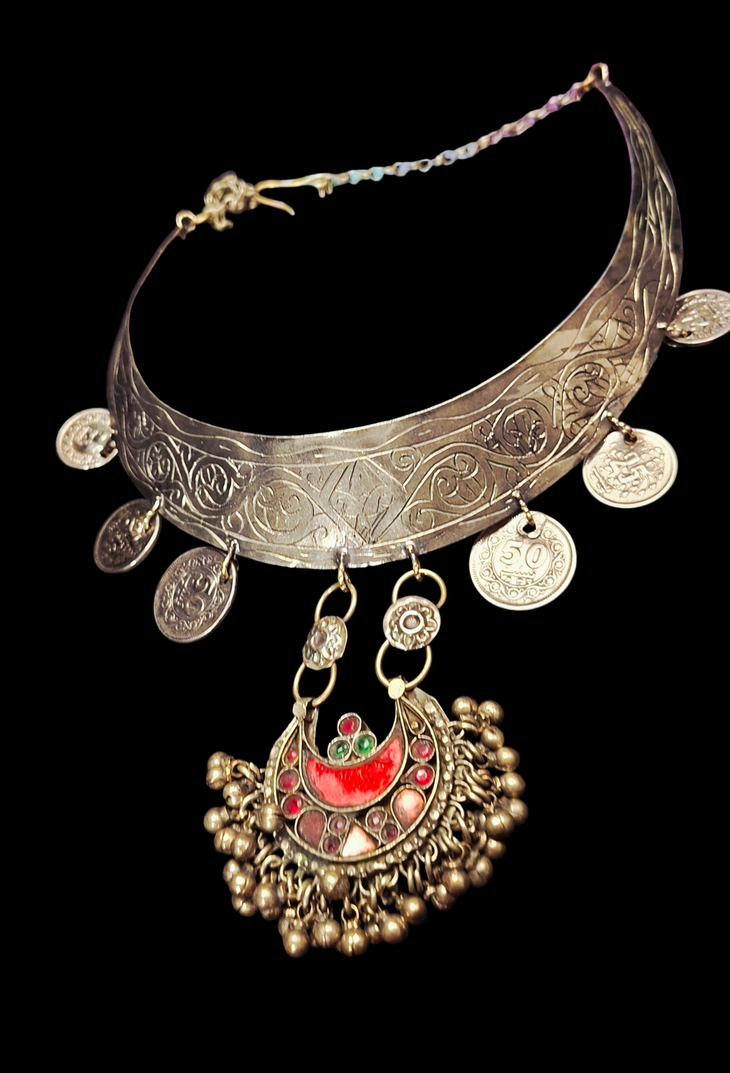 Antique-Style Kuchi Tribal Hansli Choker – Engraved Torque with Coin Charms