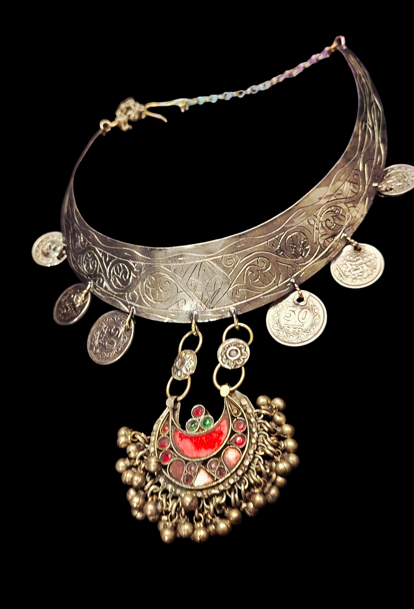 Antique-Style Kuchi Tribal Hansli Choker – Engraved Torque with Coin Charms