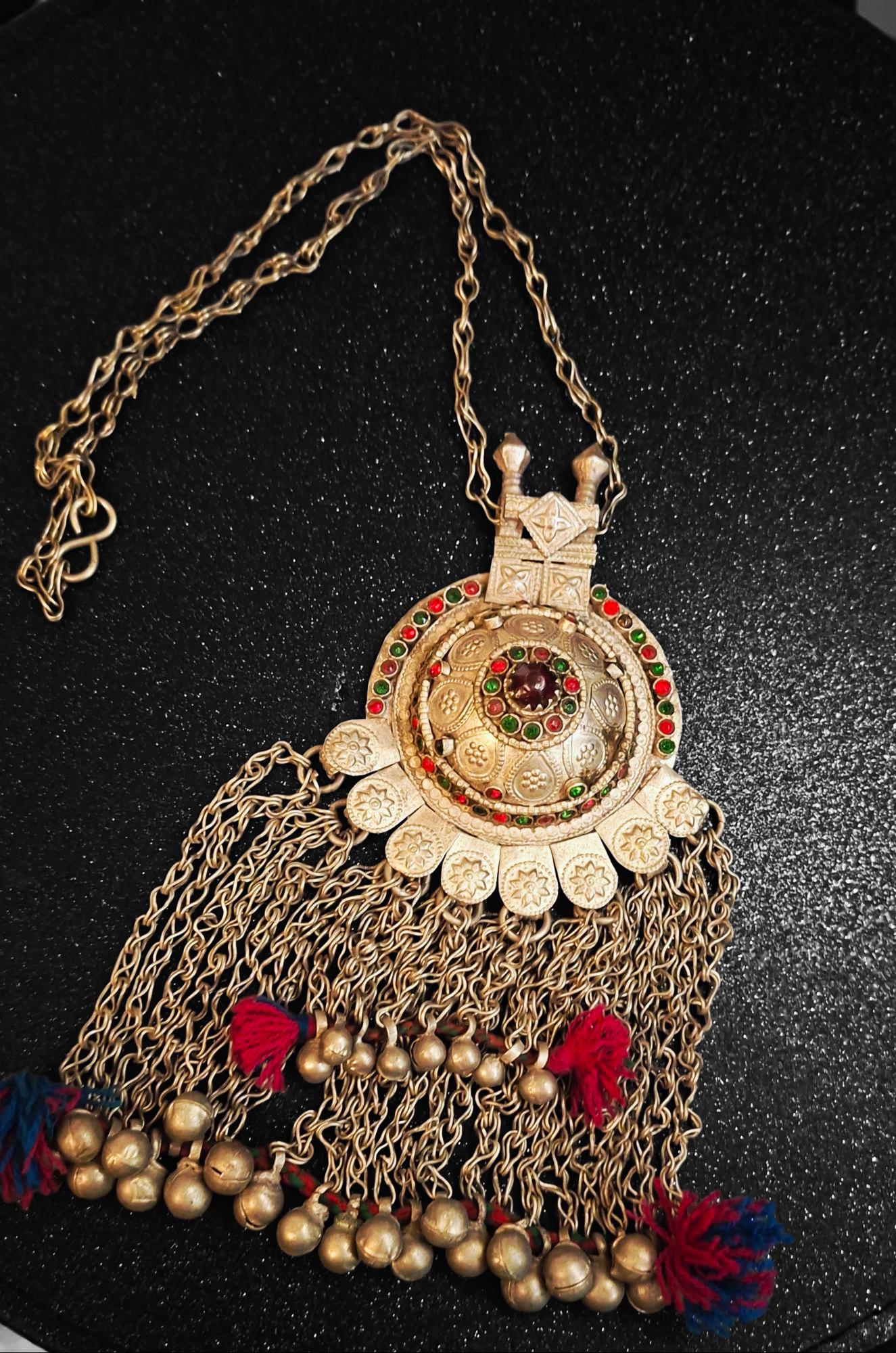 Afghan Kuchi Medallion Choker: Tribal Boho Coin Necklace