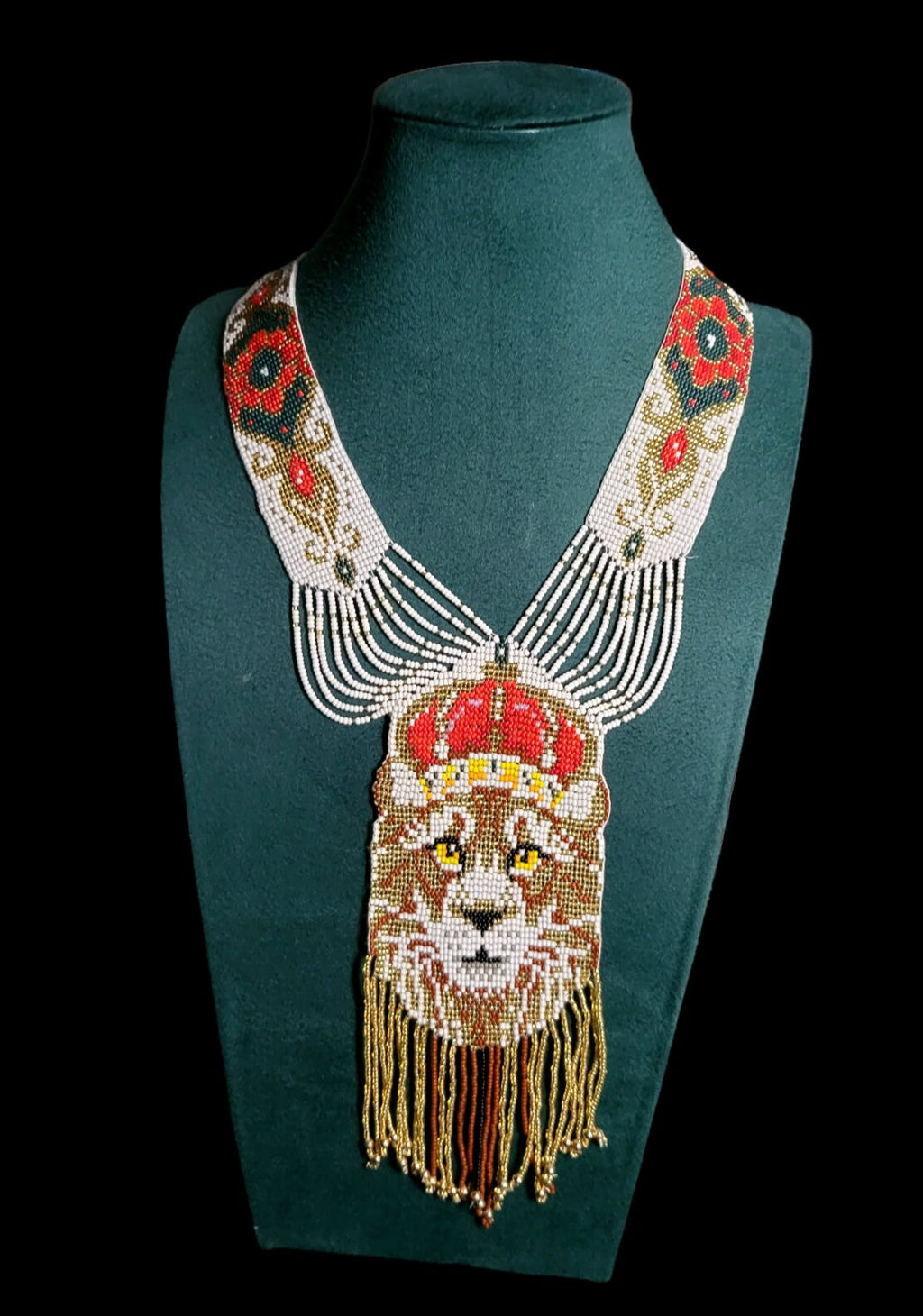 Handmade Royal Lion Beaded Necklace: Ethnic Woven Gerdan