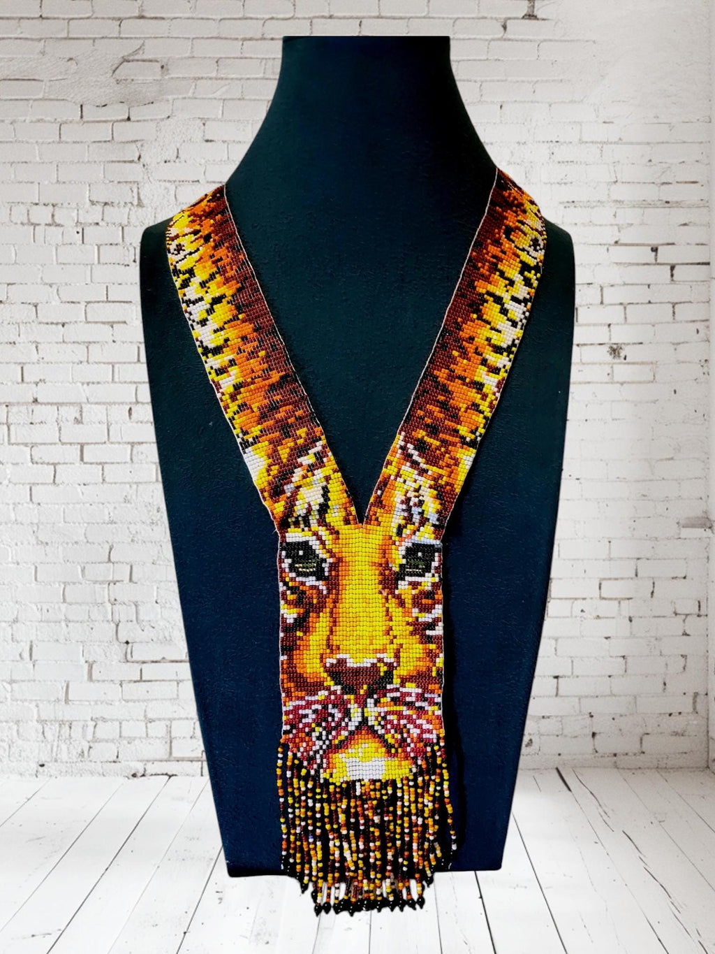 Handmade Royal Tiger Beaded Necklace: Ethnic Seed Bead Pendant