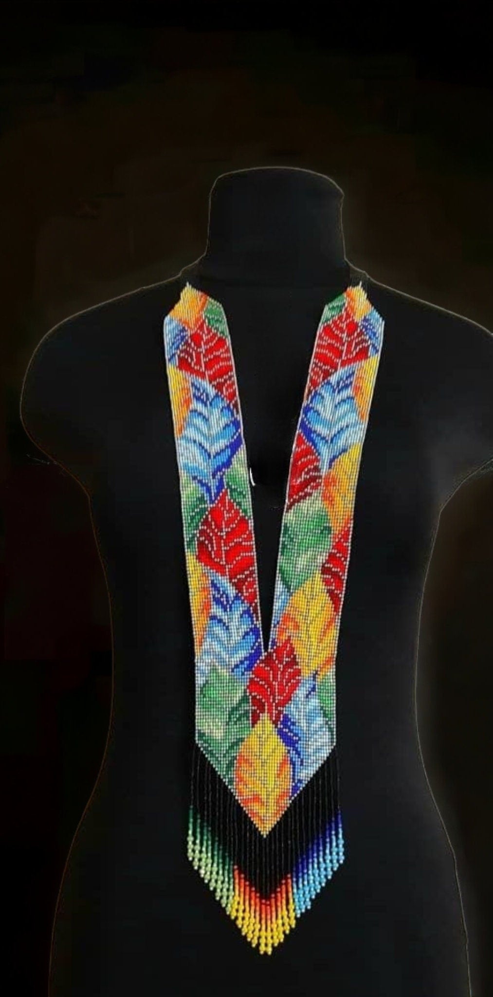 Handmade Seed Bead Necklace: Colorful Tribal Fashion