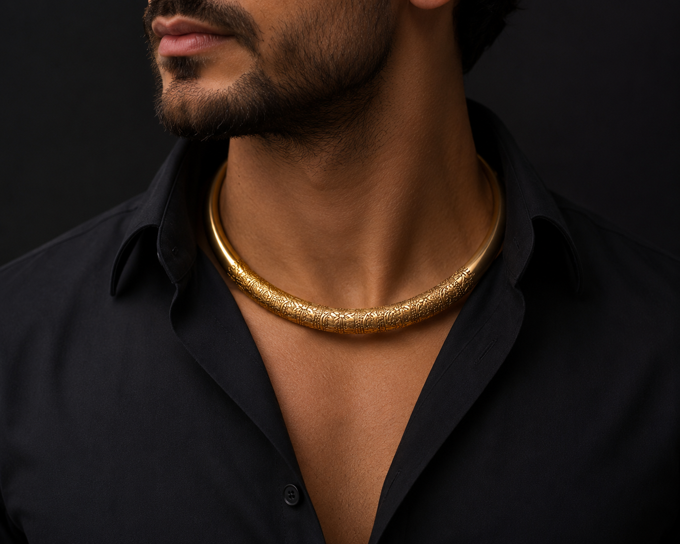 Luxury Gold Engraved Torque Choker Necklace
