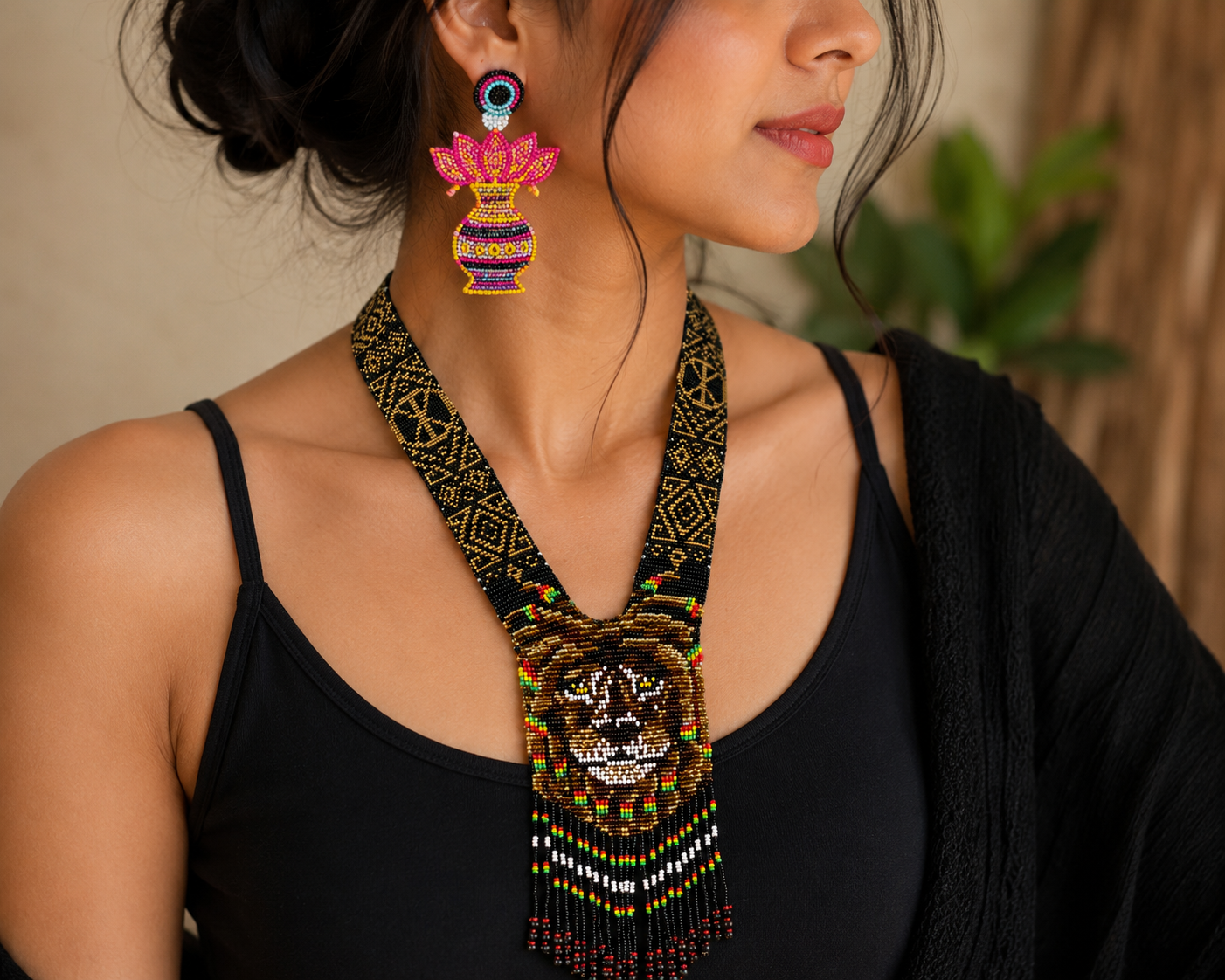 Handmade Beaded Lion Necklace: Ethnic Woven Pendant