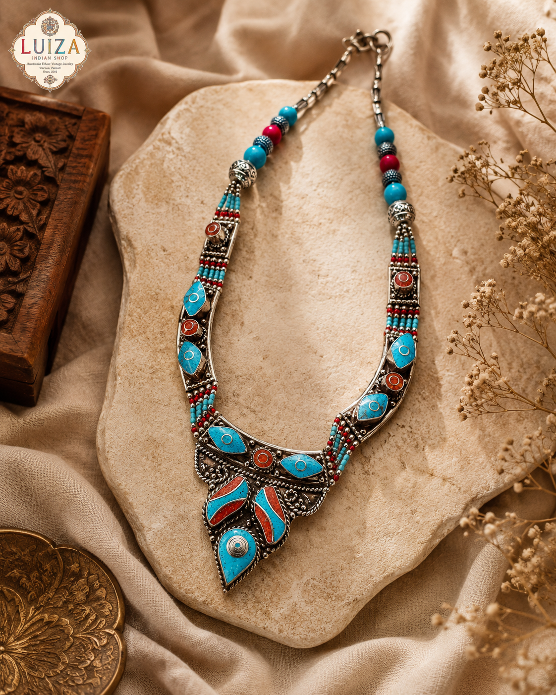 Handmade Tibetan Turquoise Necklace | Ethnic Vintage Jewelry | Luiza Indian Shop
Product Description